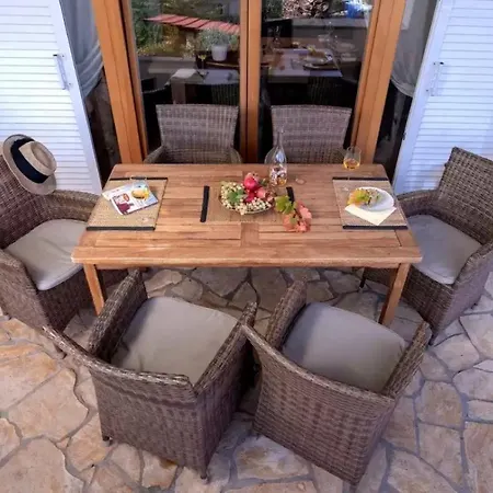 Villa Joha Vrboska
